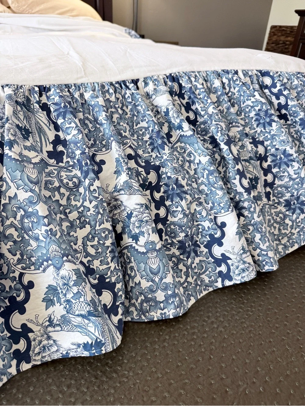 Ralph Lauren Tamarind Bed Skirt Queen Size